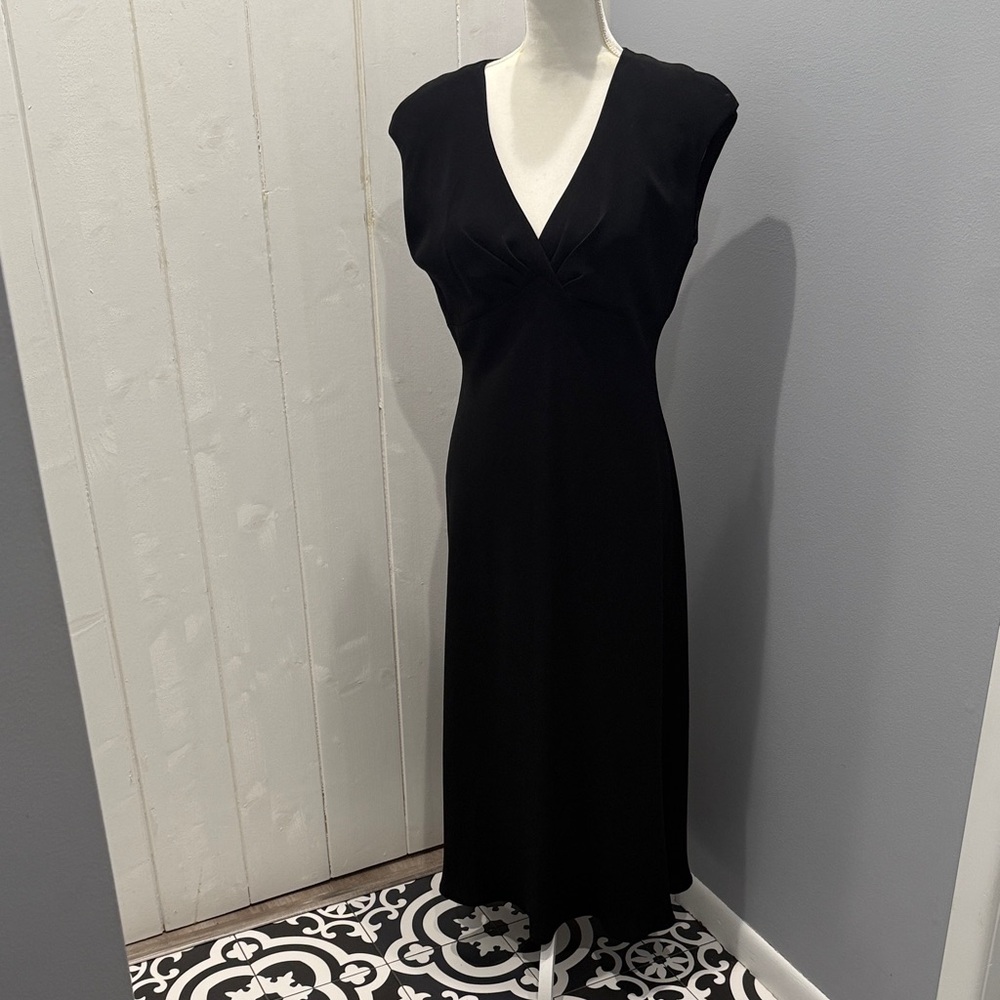 Jones New York Classic Black Midi Dress